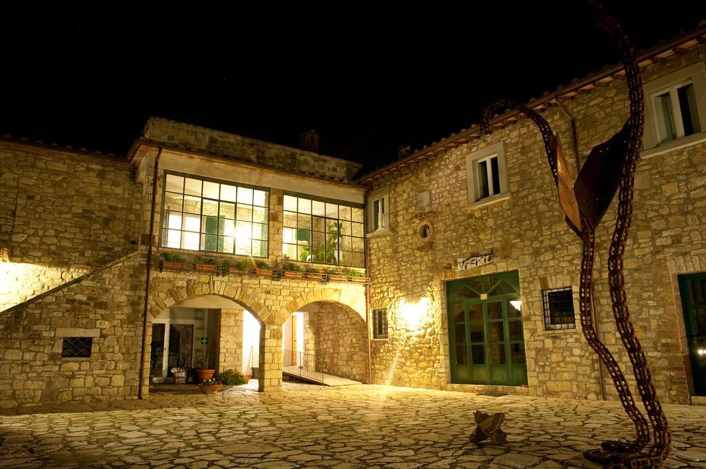 Agriturismo Tenuta Conti Faina Fratta Todina Phòng bức ảnh