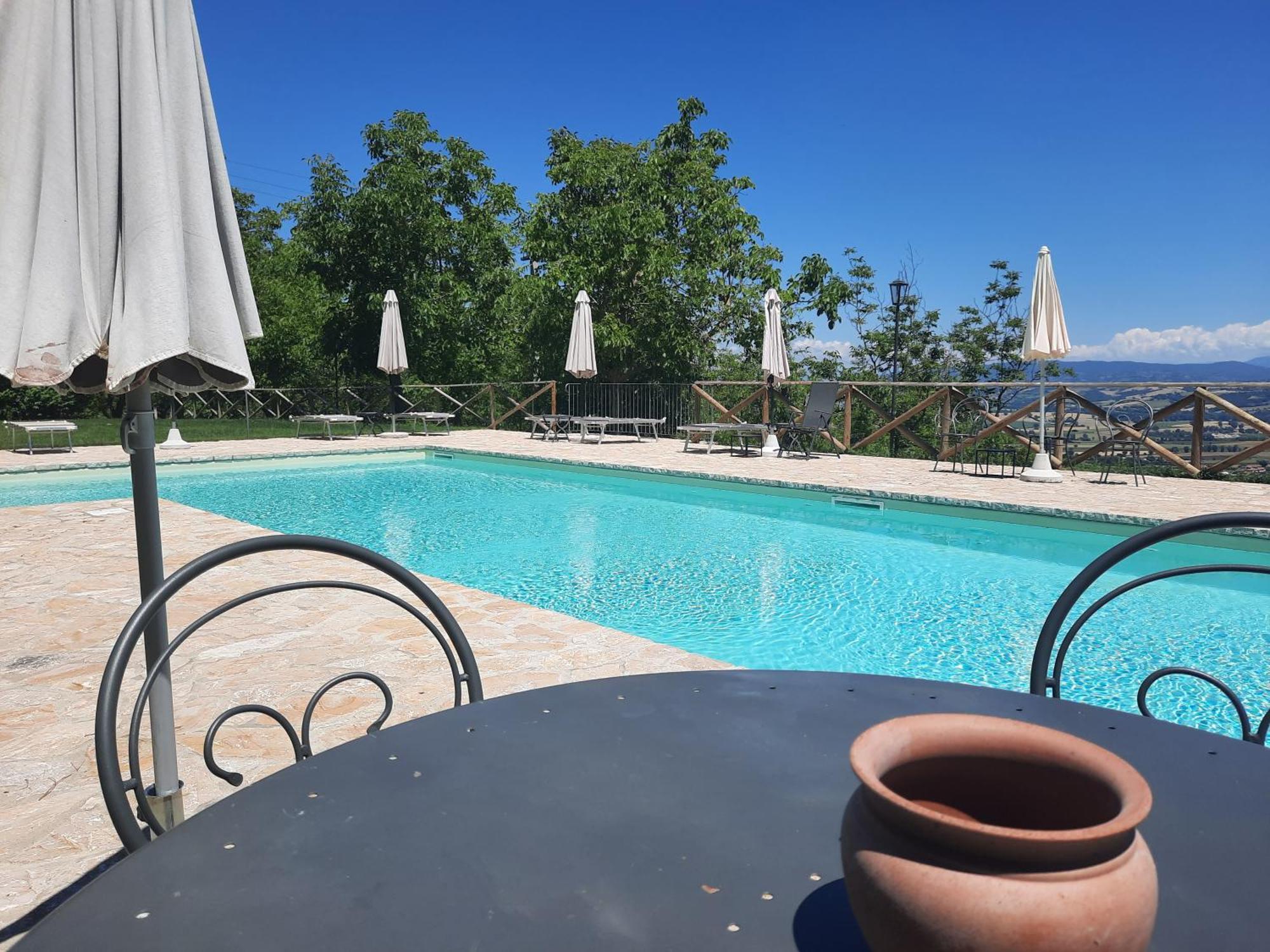 Agriturismo Tenuta Conti Faina Fratta Todina Ngoại thất bức ảnh