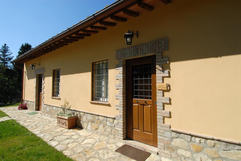 Agriturismo Tenuta Conti Faina Fratta Todina Phòng bức ảnh