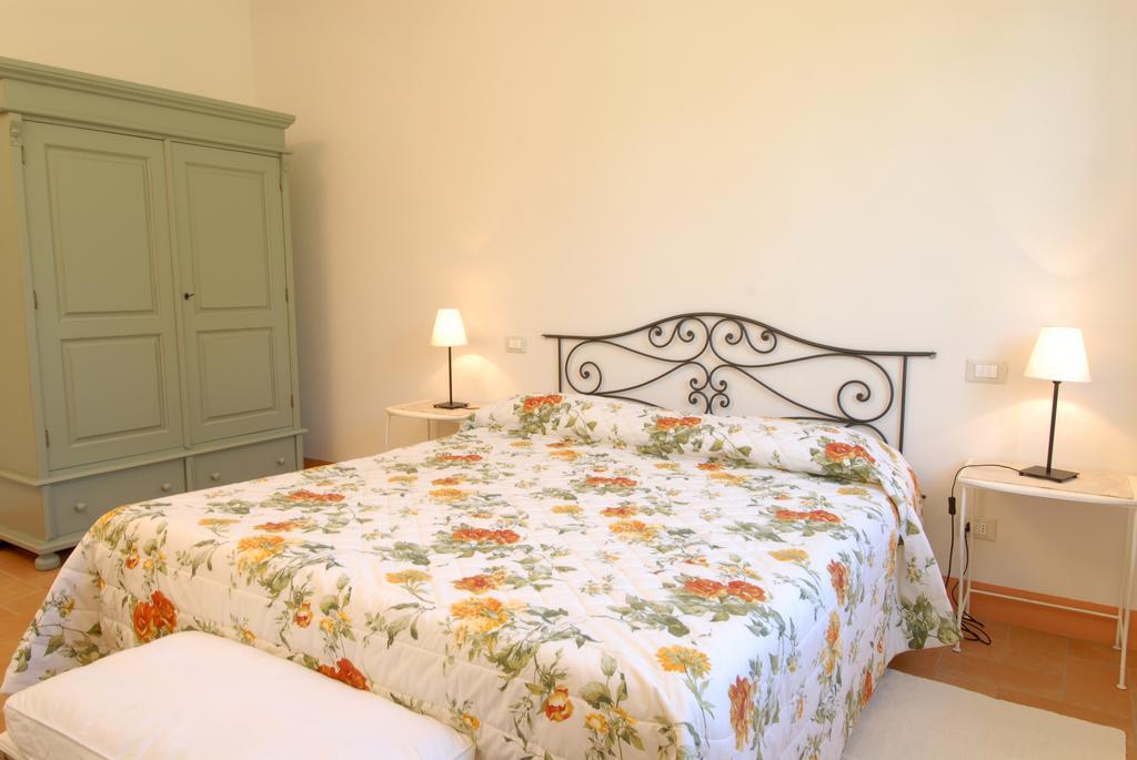 Agriturismo Tenuta Conti Faina Fratta Todina Phòng bức ảnh